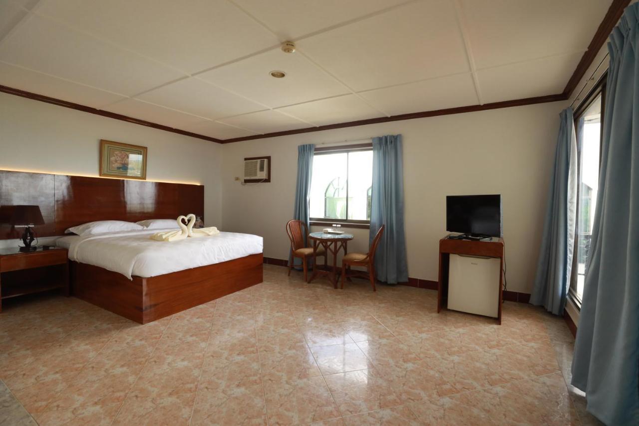 Bohol Plaza Mountain Resort And Restaurant Dauis Εξωτερικό φωτογραφία