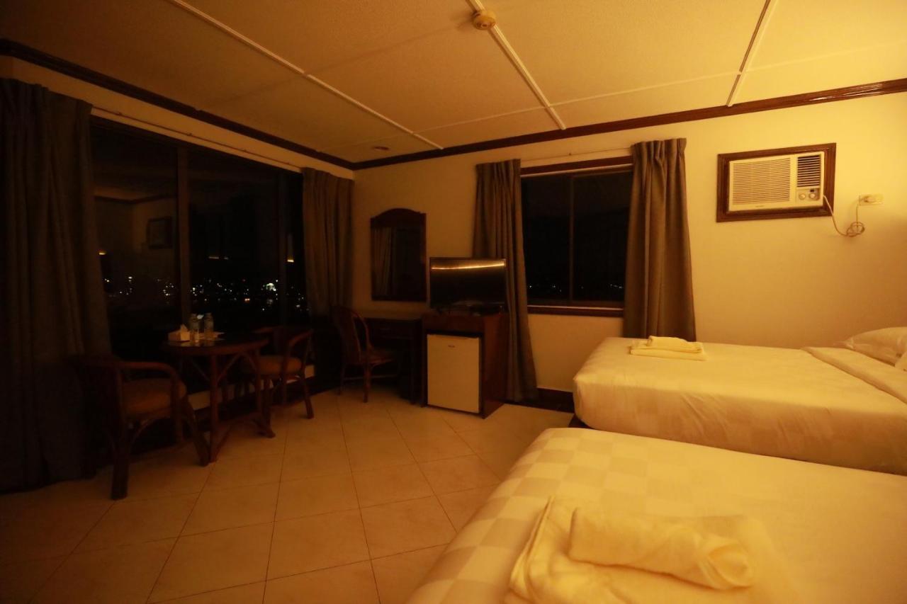 Bohol Plaza Mountain Resort And Restaurant Dauis Εξωτερικό φωτογραφία